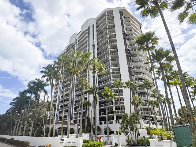 Harbor Towers  photo 4